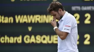 Вавринке во время матча сообщили об измене его девушки