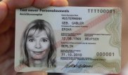 Немцы из-за страха слежки обрабатывают удостоверения в микроволновках