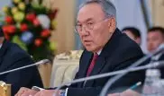 Мы давали возможность казахстанцам перевести тенге в инвалюту - Назарбаев