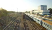 Девушка при неизвестных обстоятельствах бросилась под поезд в Актобе