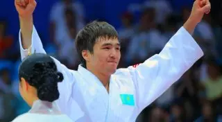 Елдос Сметов завоевал "золото" чемпионата мира по дзюдо в Астане
