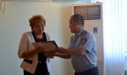 Полицейские ЗКО отдали воспитанникам детдомов свою однодневную зарплату