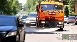 Уборка улиц в Алматы спецтехникой теперь будет производиться только ночью
