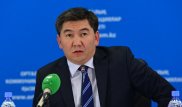 Саринжипов предупредил о наказании за нехватку учебников в школах