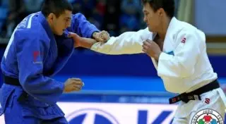 Казахстан разгромил Австралию на чемпионате мира по дзюдо