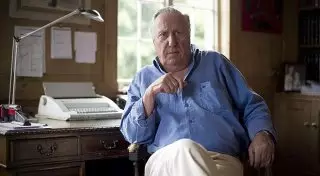 Известный писатель признался в работе на британскую разведку