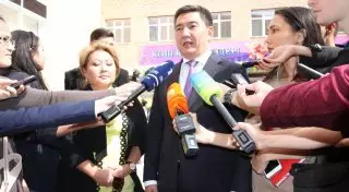 Новую "гимназию для вундеркиндов" в Астане посетил глава МОН РК