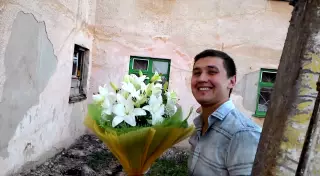 Парень из Сатпаева сделал необычное предложение руки и сердца