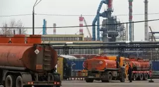 В Кыргызстане увеличились объемы контрабанды нефтепродуктов из Казахстана