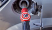 Минэкономики выясняет причины повышения цен на бензин АИ-95