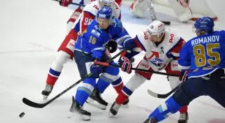 "Барыс" обыграл в Астане "Локомотив"