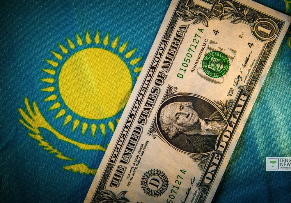 Курс доллара вновь незначительно вырос на утренней сессии KASE