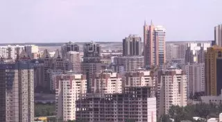 Акимат Астаны за свой счет будет менять плохие фасады зданий в столице