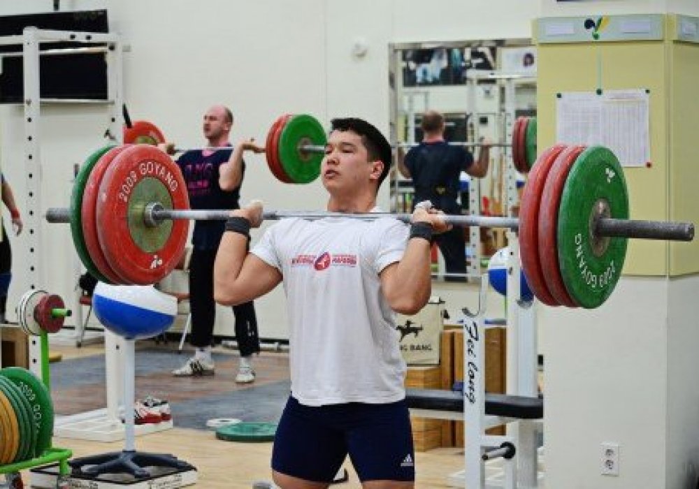 Фото с официального сайта Федерации тяжелой атлетики Казахстана