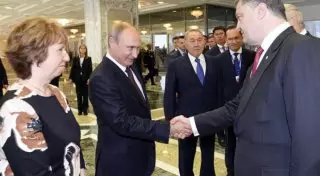 Порошенко и Путин встретятся 2 октября в Париже