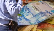 Лжеполицейский вырывал кошельки с деньгами у прохожих в Костанае