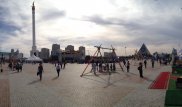 Назарбаев осмотрел этноаул на площади перед монументом "Казақ Елі"