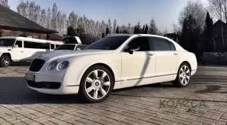 Девушка предложила алматинцу три года интим-услуг в обмен на Bentley
