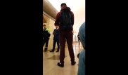Недовольный пассажир закатил истерику в метро Алматы