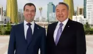 Назарбаев поздравил Медведева с 50-летием