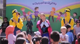 Тысячи семей в Алматы приняли участие в масштабном Family-билдинге