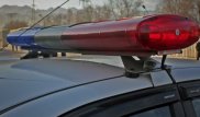 Женщина скончалась после падения из движущейся полицейской машины в Караганде