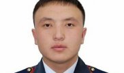 Полицейский спас из горящего дома четырех детей и их мать в Кокшетау