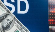 Курс доллара по итогам дня остался на уровне 270 тенге