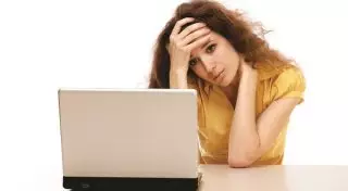 Казахстанцы участвуют во флешмобе против селфи и негатива в соцсетях