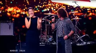 Астанчанка спела дуэтом с Валерием Леонтьевым в шоу "Главная сцена"