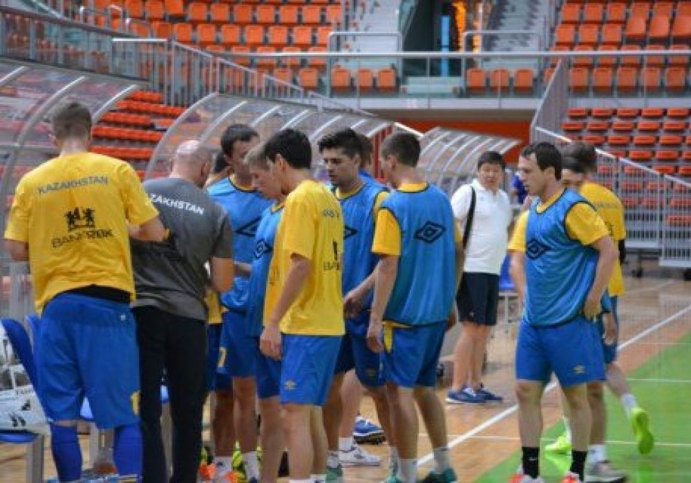 Игроки сборной Казахстана по футзалу. © kairat-futsal.kz