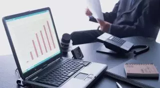 Следить за порядочностью бизнесменов казахстанцы смогут онлайн