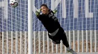 Голкипер "Галатасарая" оказался дороже всего состава игроков "Астаны"