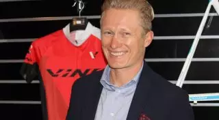 Александр Винокуров презентовал свою книгу в Алматы