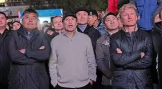 Джаксыбеков обратился к футбольным болельщикам