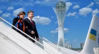 Порошенко будет предлагать для Казахстана всевозможные "бонусы" - эксперты