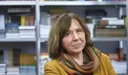 Нобелевскую премию по литературе получила писательница из Беларуси