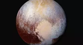 Ученые NASA обнаружили голубое небо на Плутоне