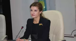 Первой леди Украины Марине Порошенко рассказали в Астане про борщ и бешбармак