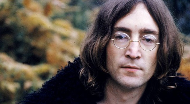Сегодня день рождения Джона Леннона