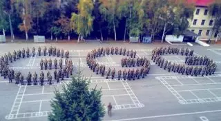 Казахстанские военные поддержали Геннадия Головкина