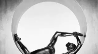 Итальянский фотограф превращает женщин в живые скульптуры