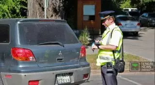 Платные парковки в Алматы могут запретить до мая 2016 года