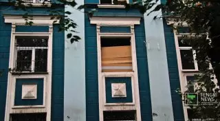 Застройщик прокомментировал начало сноса дома на Желтоксан, 115