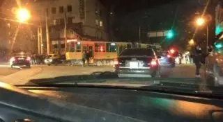 Появилось видео столкновения трамвая c машинами в Алматы