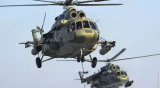 Российские военные вертолетчики провели учения в Казахстане