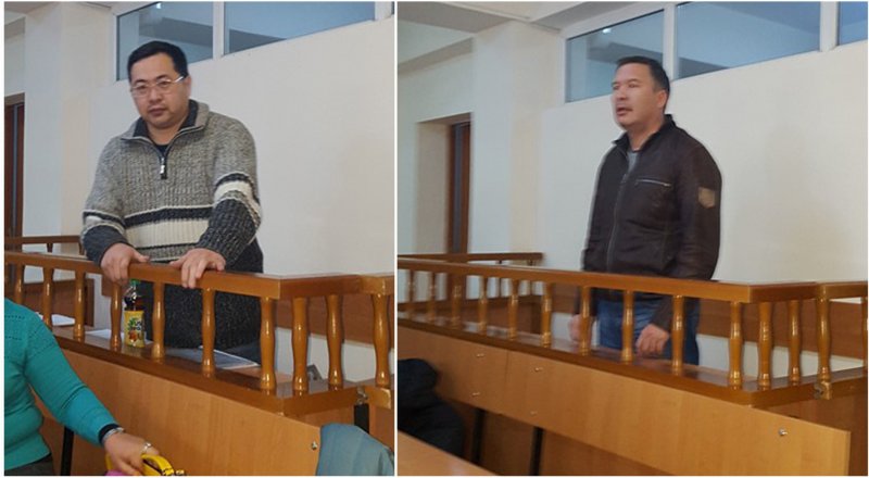 Ермек Нарымбаев и Серикжан Мамбеталин в зале суда. Фото Aidos Sarym/Facebook.com