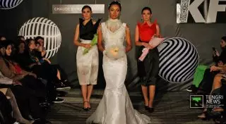 Лучшие и яркие образы на казахстанской неделе моды