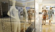 Владельцы бутиков призывают ТРЦ Алматы отменить аренду в долларах
