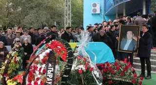 В Атырау простились с Нурланом Балгимбаевым